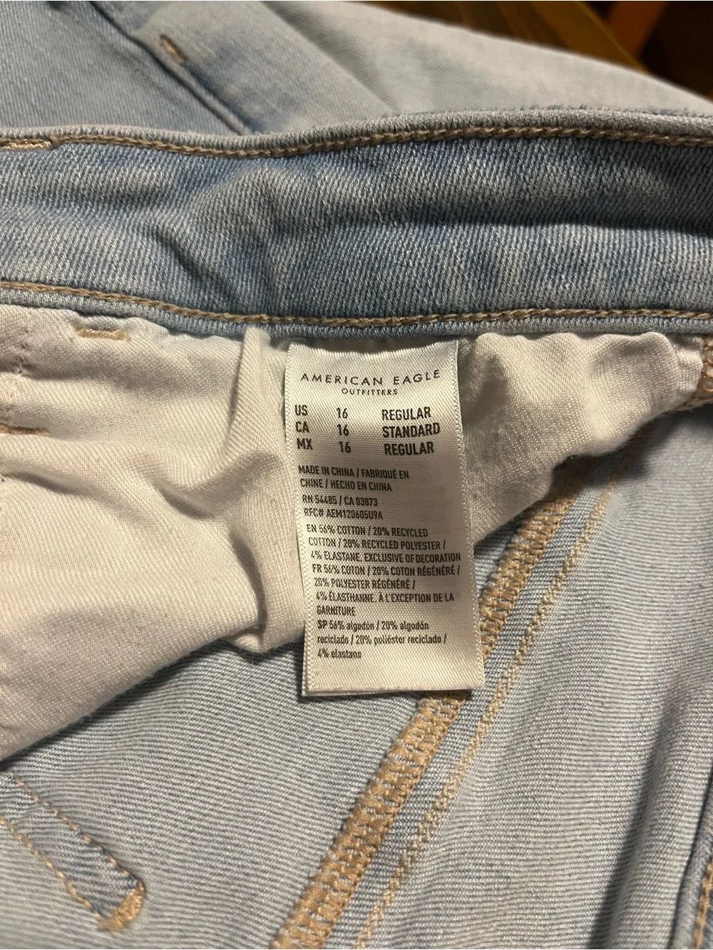 American Eagle Super High Rise Jegging Size 16